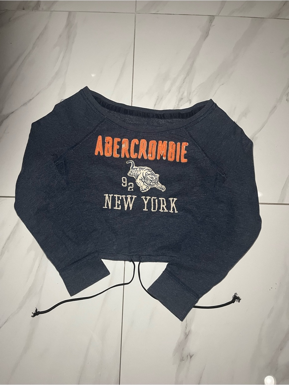 Y2K Abercrombie and Fitch Navy Cropped Sweatshirt with Orange Logo
